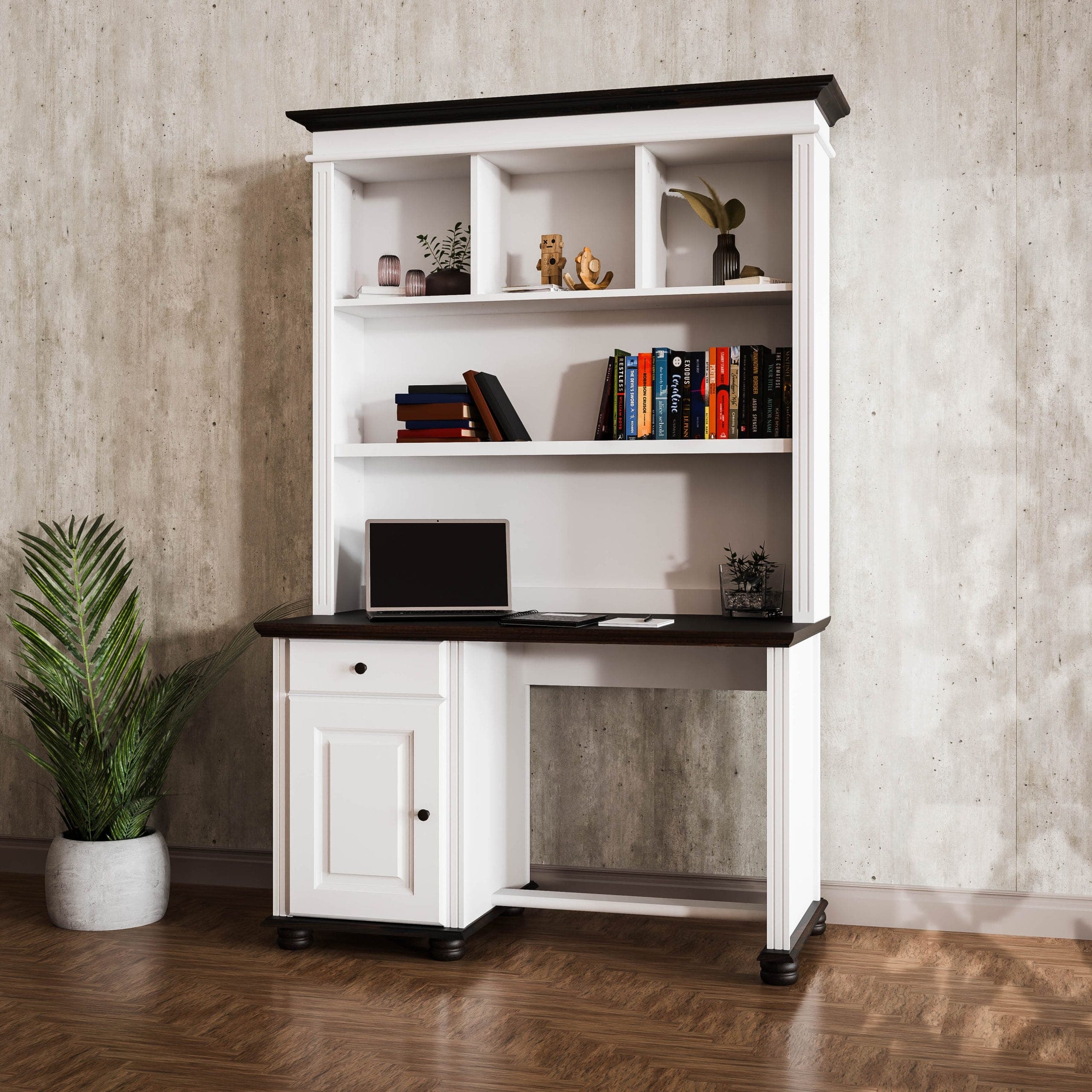 Bureau avec étagère Nordby en bois massif pour le télétravail