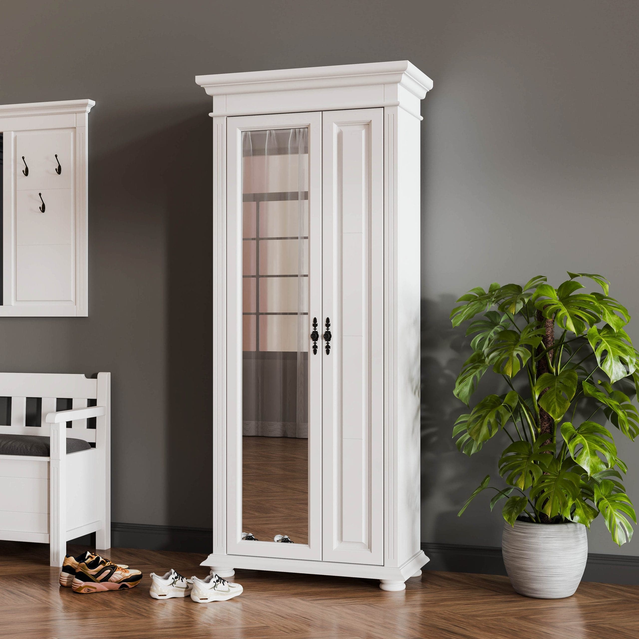 Armoire asymétrique en bois massif « Skagen » pour le couloir