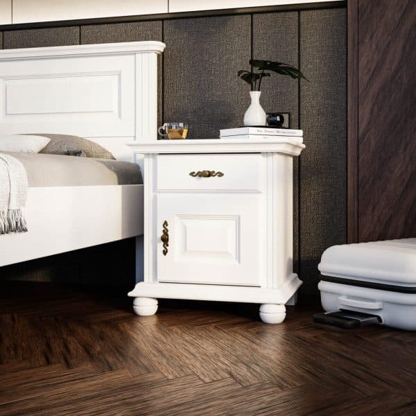 Table de chevet Nordby en bois massif offrant un grand espace de rangement